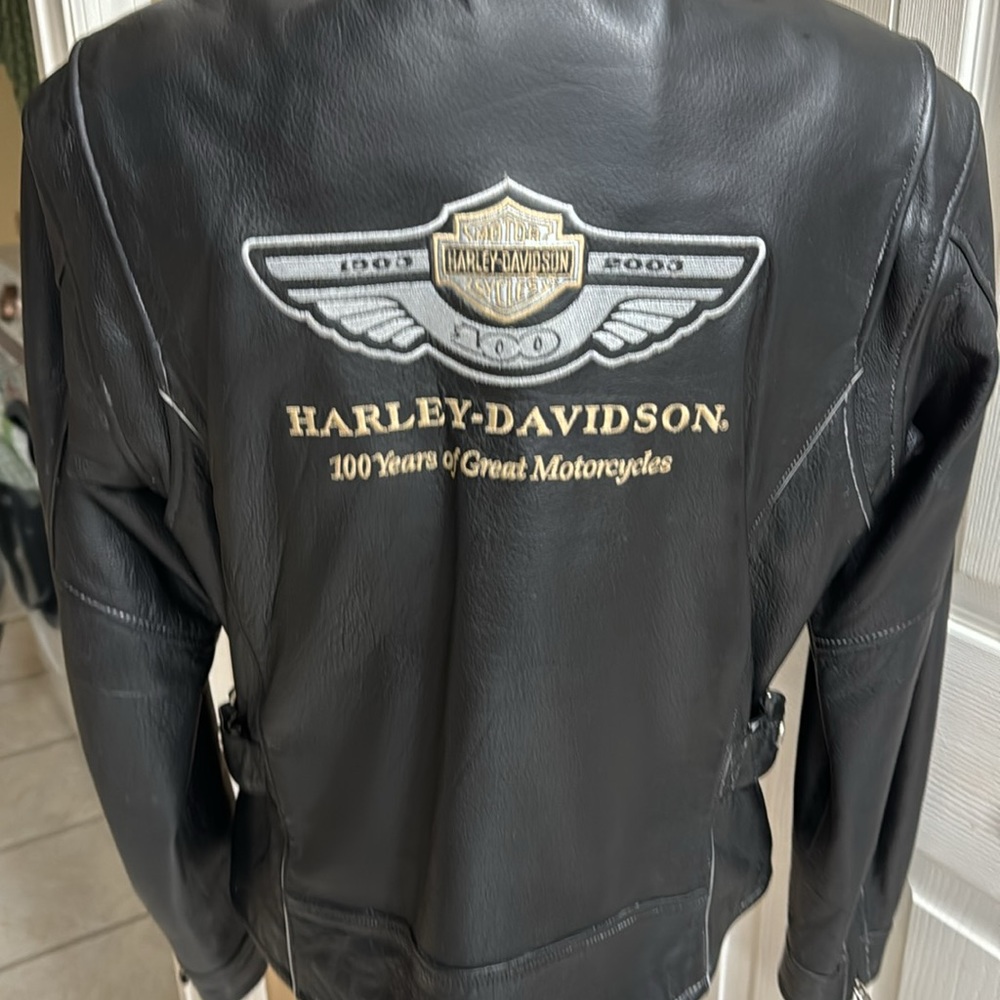 Harley Davidson 100 anniversary leather jacket women’s sz L - Picture 2 of 7